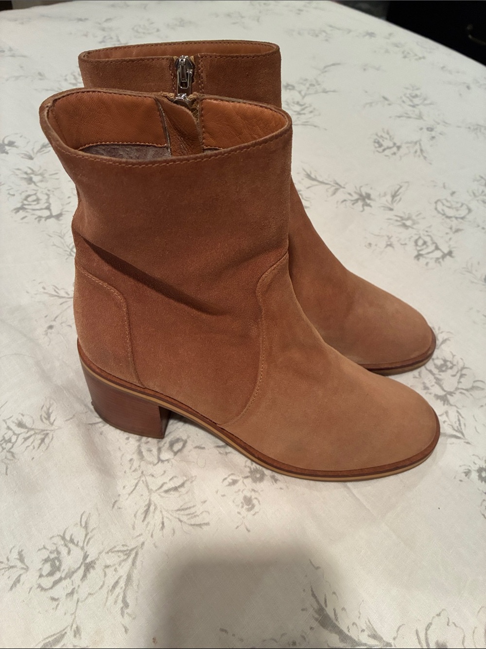Women’s 9 Aquatalia Brigitte Suede Luxe Waterproof Boots